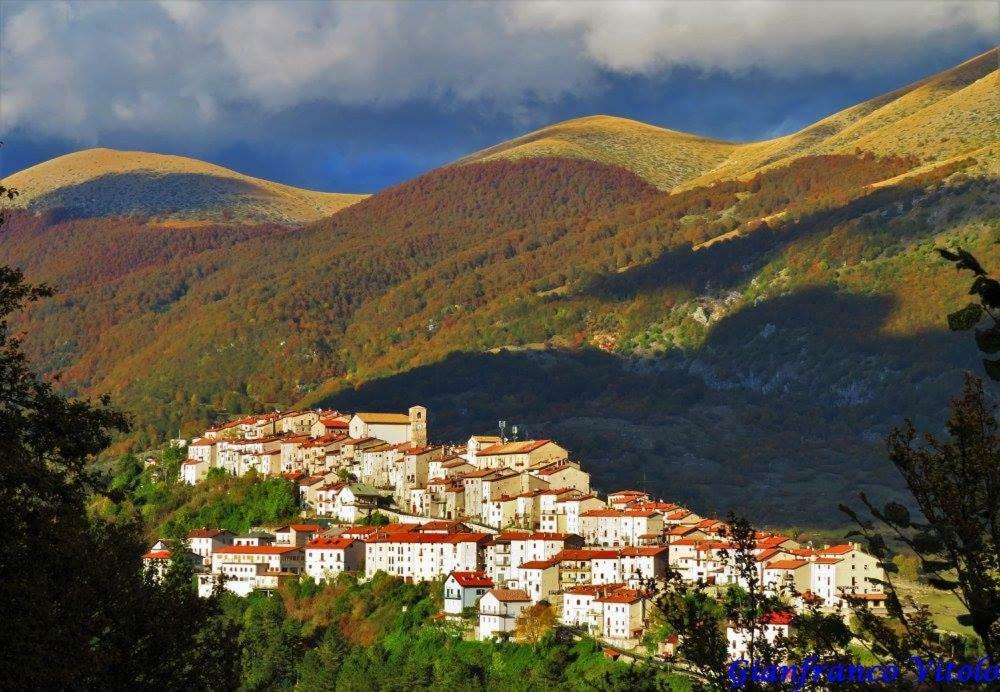 Отель La Pieja Опи Экстерьер фото